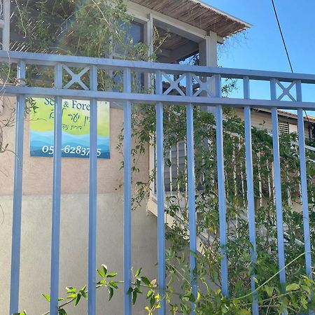 בין יער לים Βίλα Shelomi Εξωτερικό φωτογραφία