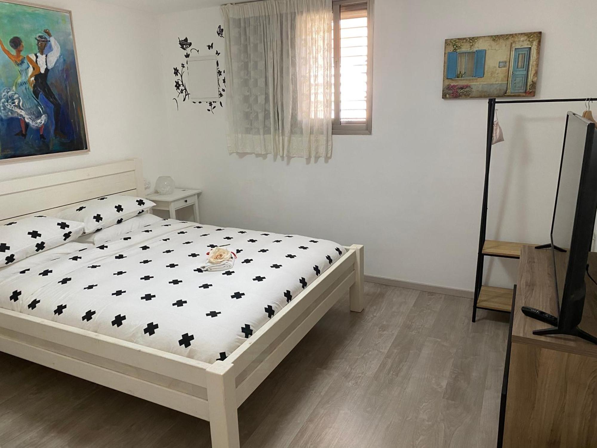 בין יער לים Βίλα Shelomi Δωμάτιο φωτογραφία